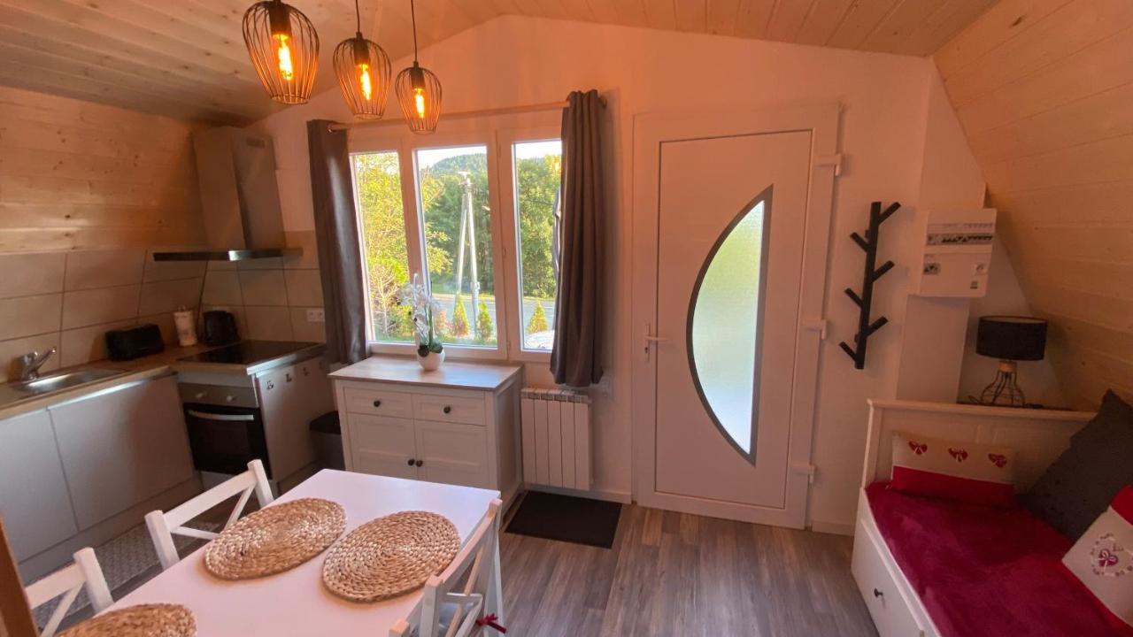Au-Doux-Altic Chalet Romantique Avec Jacuzzi Et Sauna Métabief Εξωτερικό φωτογραφία