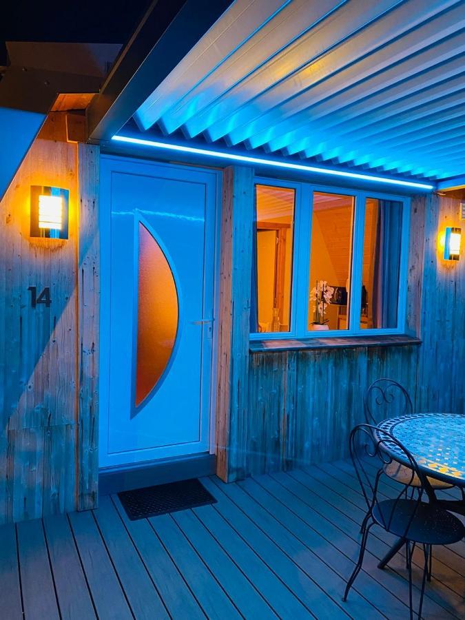 Au-Doux-Altic Chalet Romantique Avec Jacuzzi Et Sauna Métabief Εξωτερικό φωτογραφία