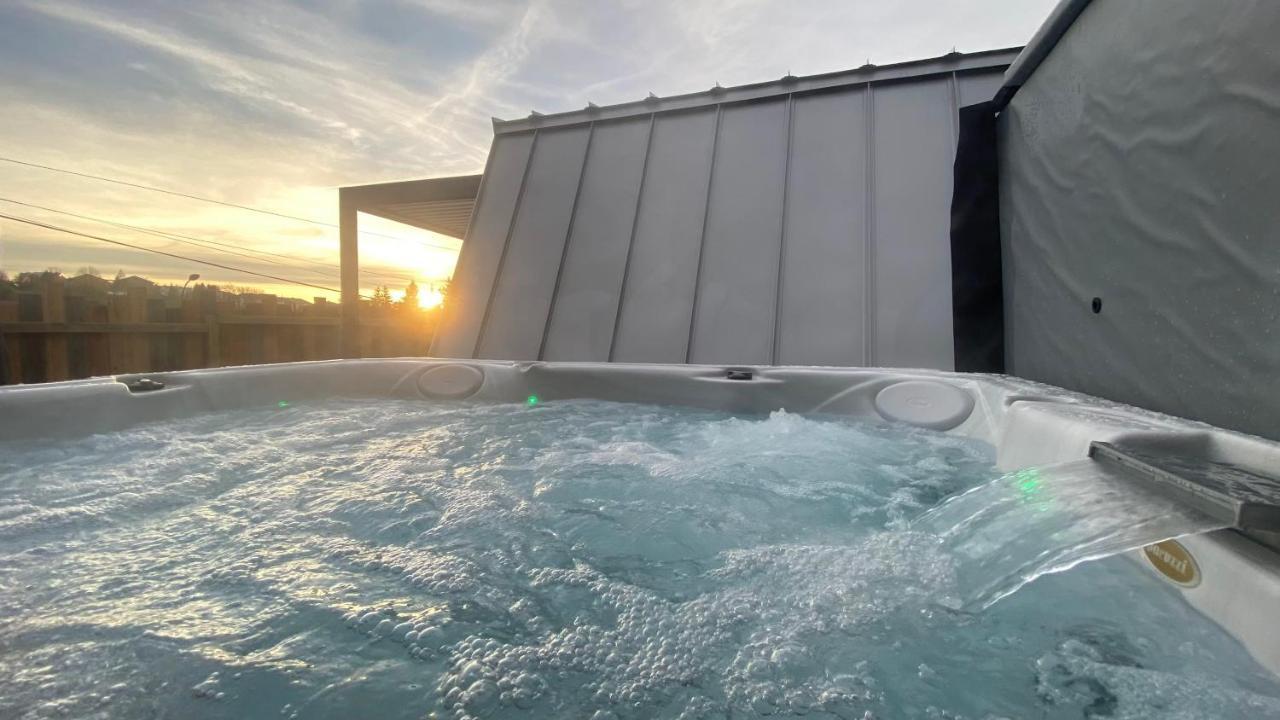 Au-Doux-Altic Chalet Romantique Avec Jacuzzi Et Sauna Métabief Εξωτερικό φωτογραφία